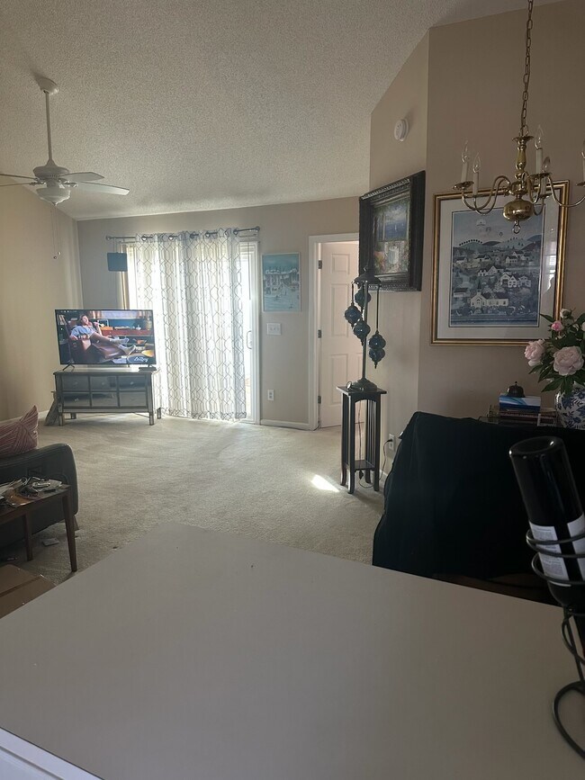 Foto del edificio - 3721 Merestone Dr