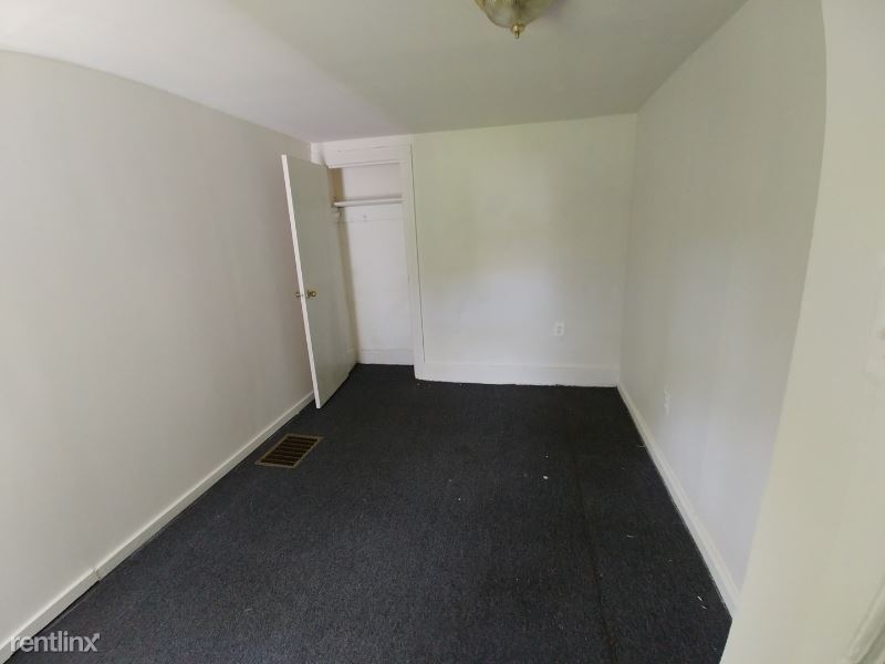 Building Photo - 2 br, 2 bath House - 397 St. Joe's