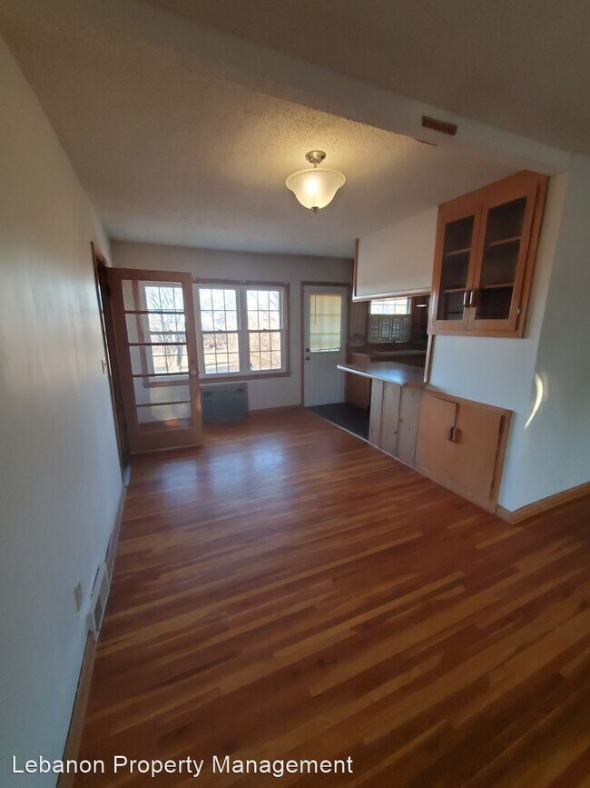 Building Photo - 3 br, 2 bath House - 221 West Bland
