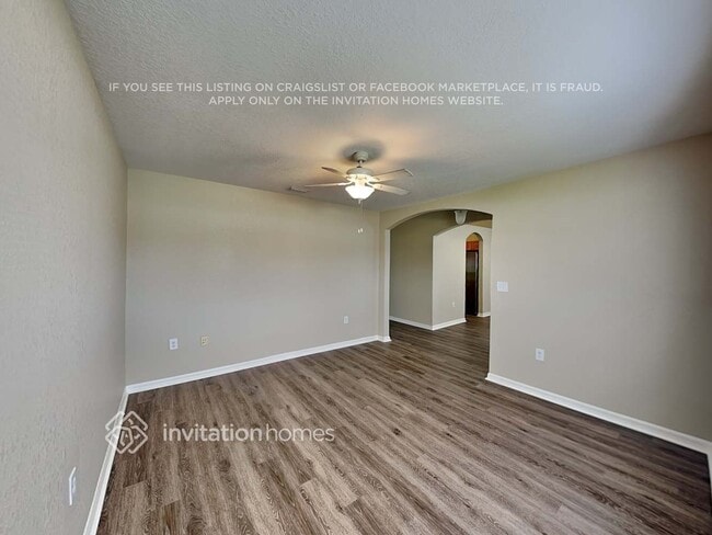 Building Photo - 199 Athabasca Dr