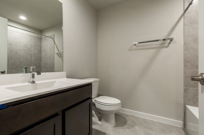Building Photo - 7730 Rainham Valley Ln