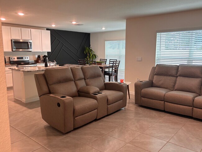 Building Photo - 37493 Sharks Eye Ln