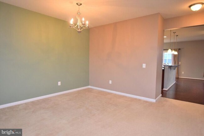 Foto del edificio - 43835 Centergate Dr
