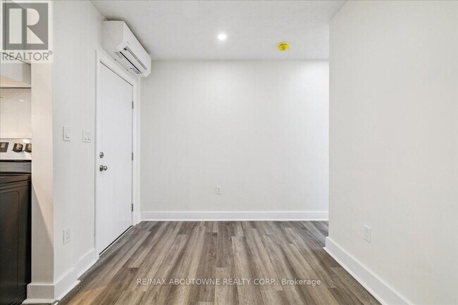 Photo du bâtiment - 68 Peel St