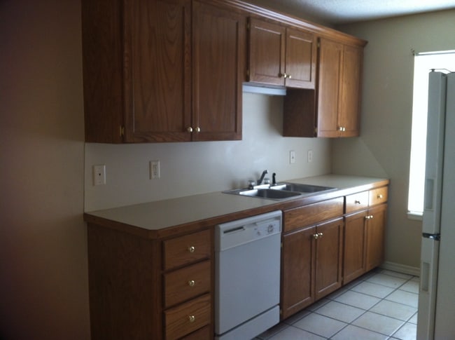 Foto del edificio - 1813 Jefferson Ave