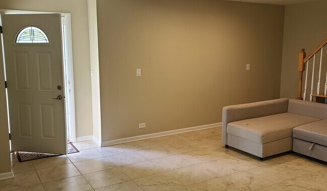 Foto del edificio - 1170 Cove Dr
