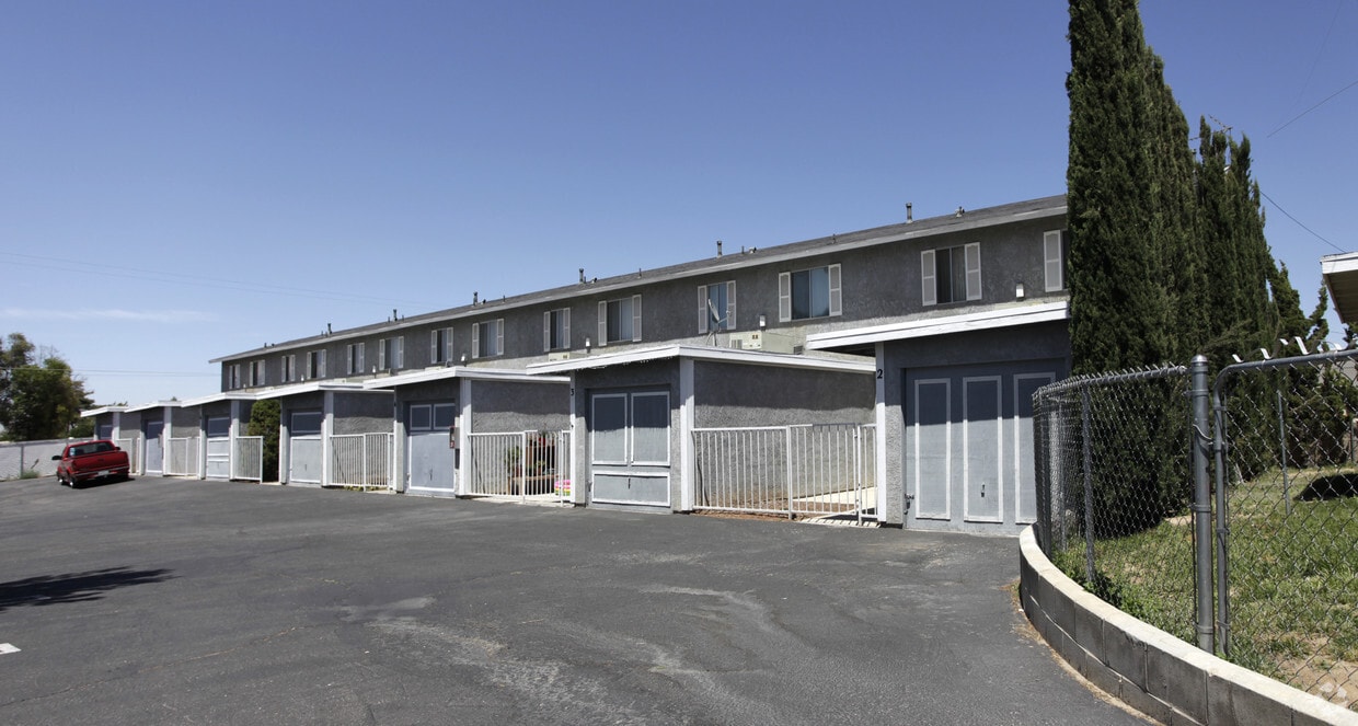 Primary Photo - 15744 Bear Valley Rd
