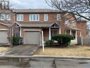 Building Photo - 833 Scollard Ct