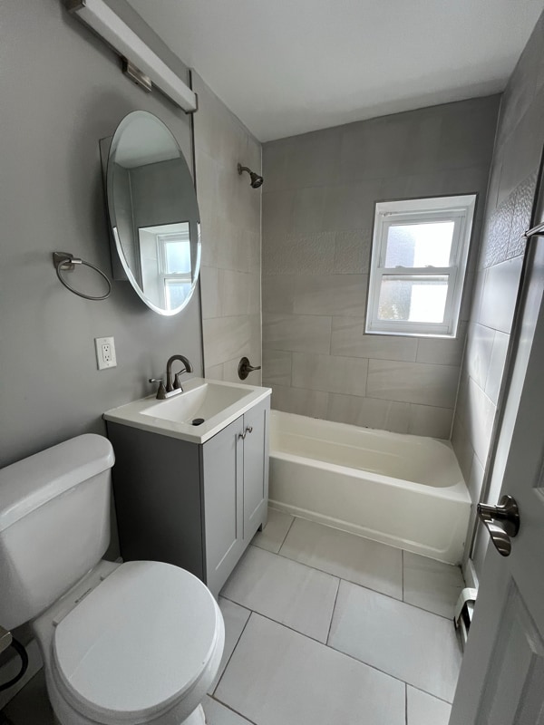 Building Photo - 431 Park Ave