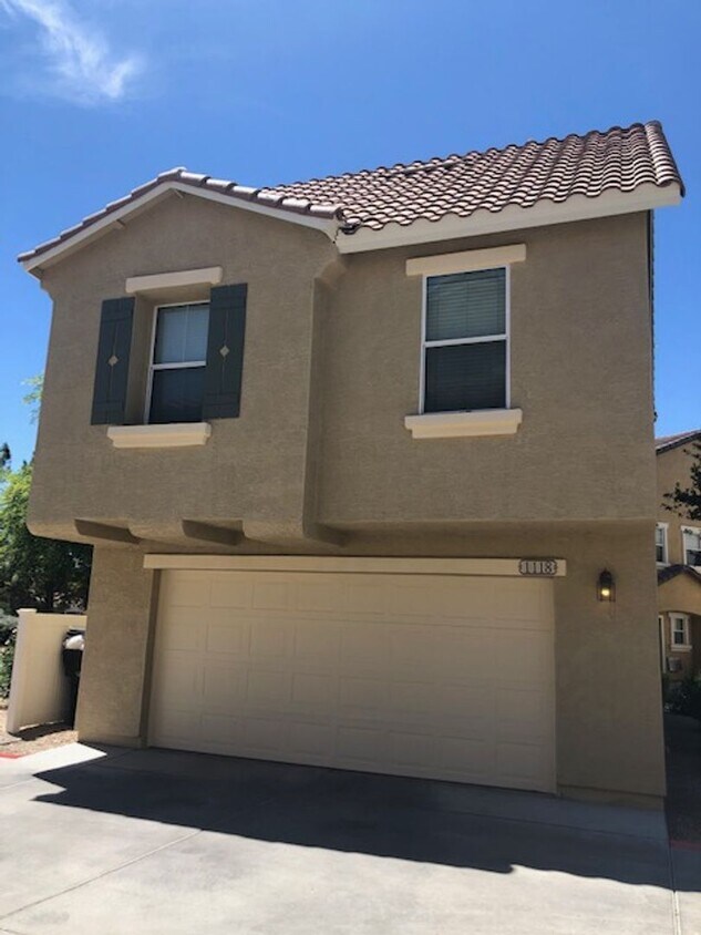 Primary Photo - Park Central @ Augusta Ranch townhome (Ell...