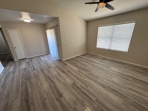 Building Photo - 45 Maleena Mesa St