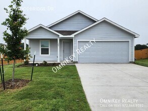 Building Photo - 309 Woodbridge Ln