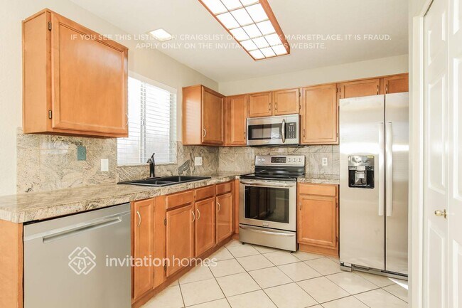 Foto del edificio - 3955 W Whispering Wind Dr
