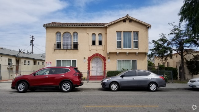 Building Photo - 7008 Malabar St