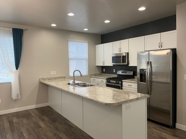 Large Kitchen - 3657 W Sunrise Sky Ln