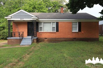 Building Photo - 3477 Kensett Dr