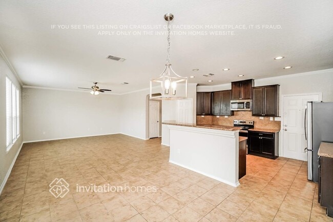 Building Photo - 6124 Fred Couples