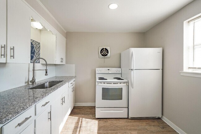 Foto del edificio - 200 SW 6th Ave