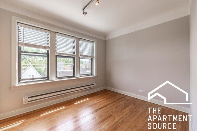Foto del edificio - 2321 N Rockwell St