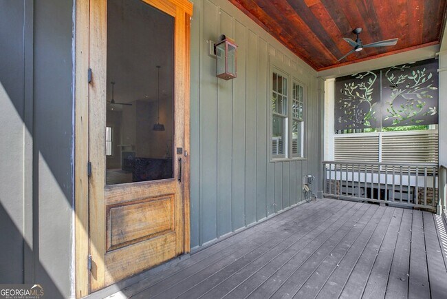 Foto del edificio - 10659 Serenbe Ln