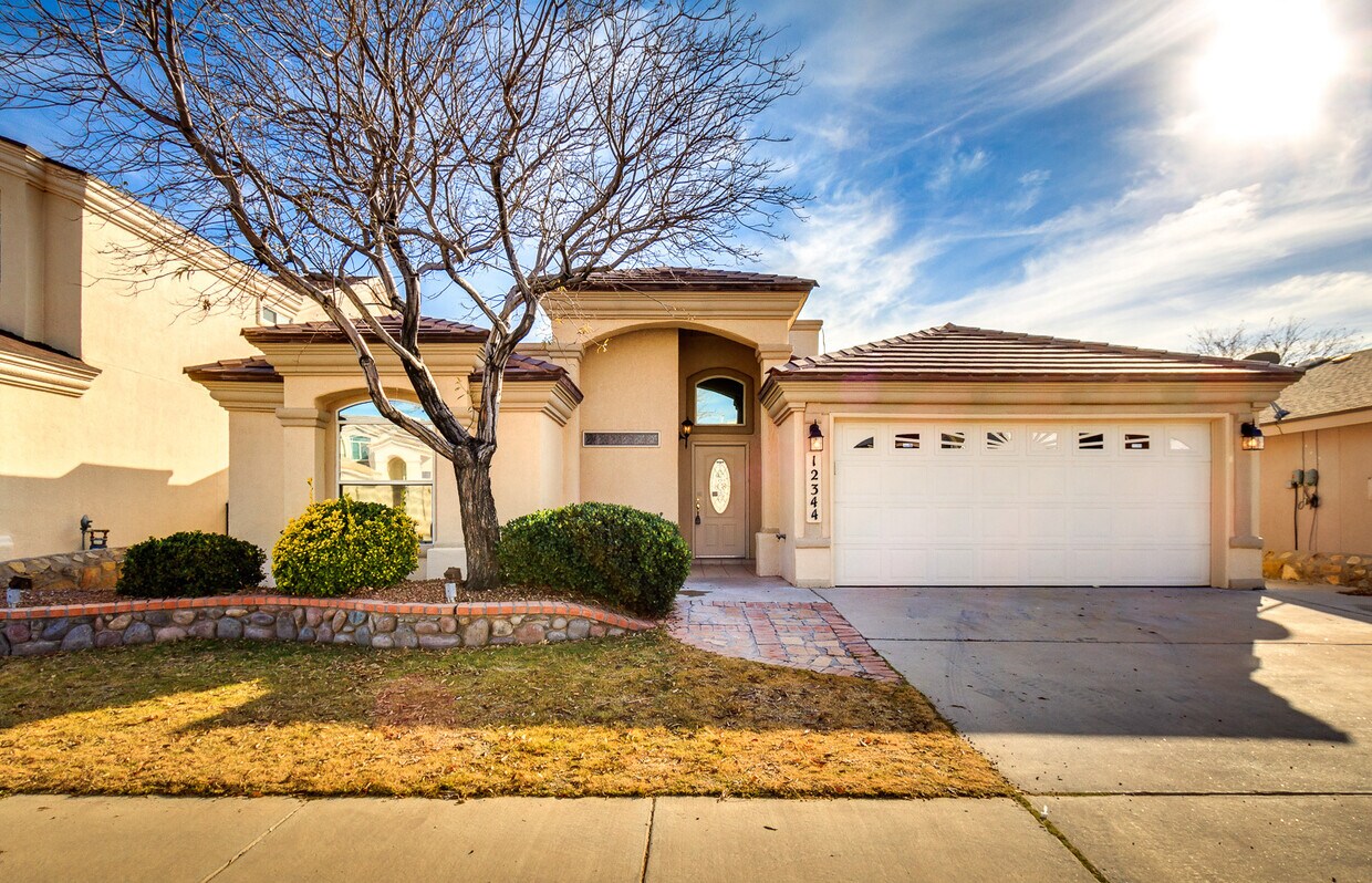 Primary Photo - Home For Rent