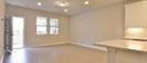 Foto del edificio - 2728 Stone Branch Dr