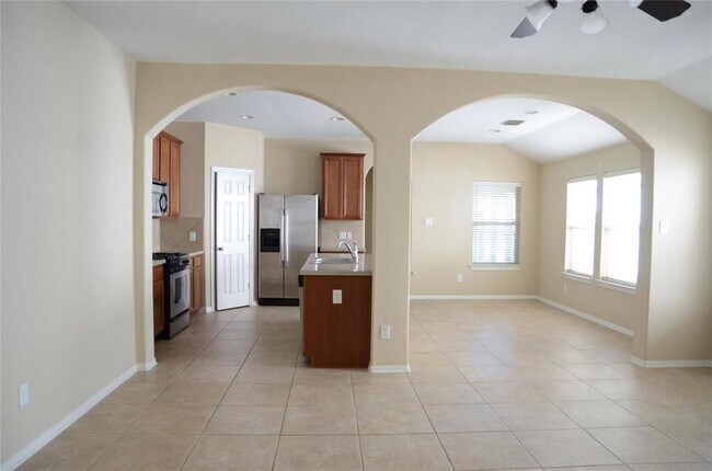Foto del edificio - 26635 Glenrock Hills Dr