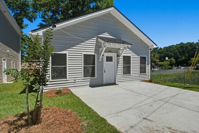 Building Photo - 4705 Boundary St