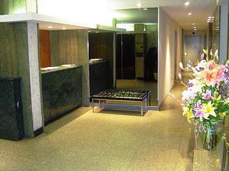 Foto del edificio - 333 E 49th St
