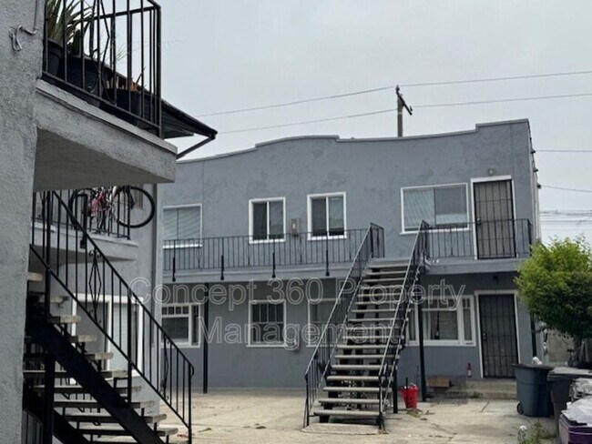 Foto del edificio - 758 Cerritos Ave