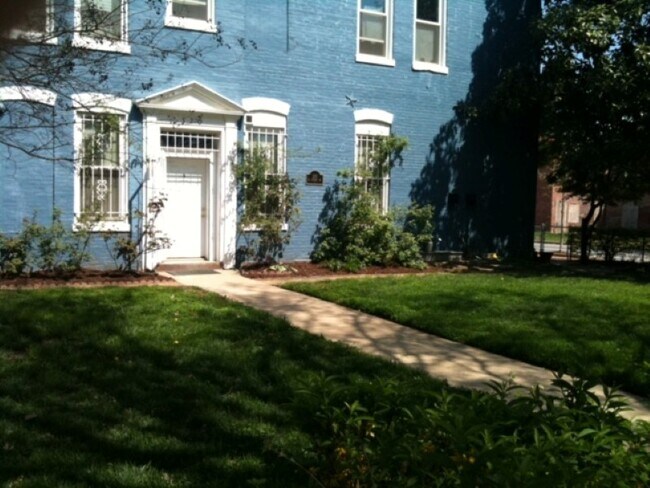 Foto del edificio - 320 K St NE