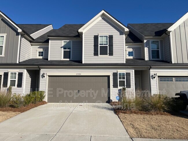 Foto del edificio - 23104 Clarabelle Dr