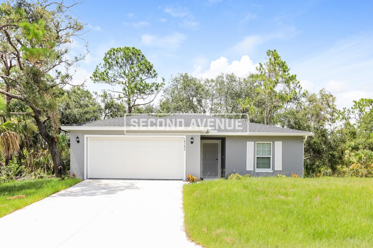 Foto principal - 18382 Gypsy Ave