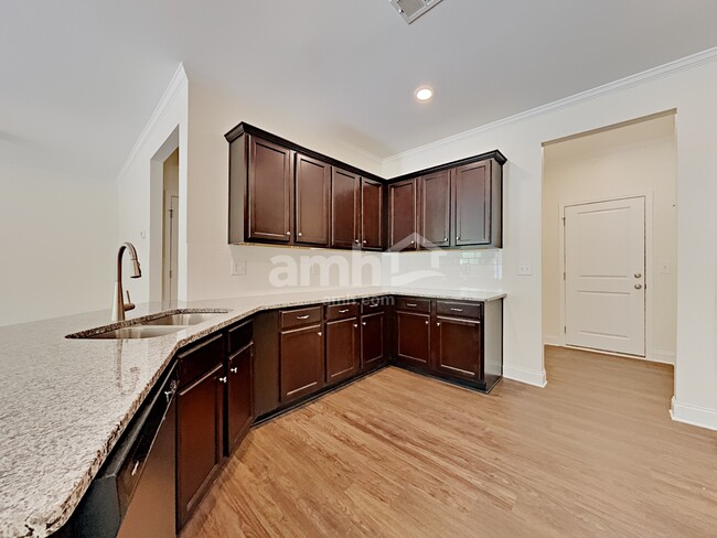 Building Photo - 601 Woodall Rd