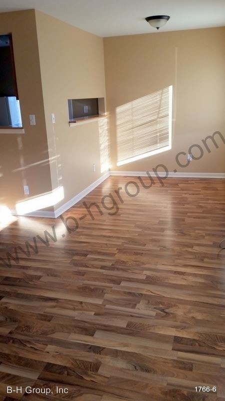 Foto del edificio - 1766 Milldrum St