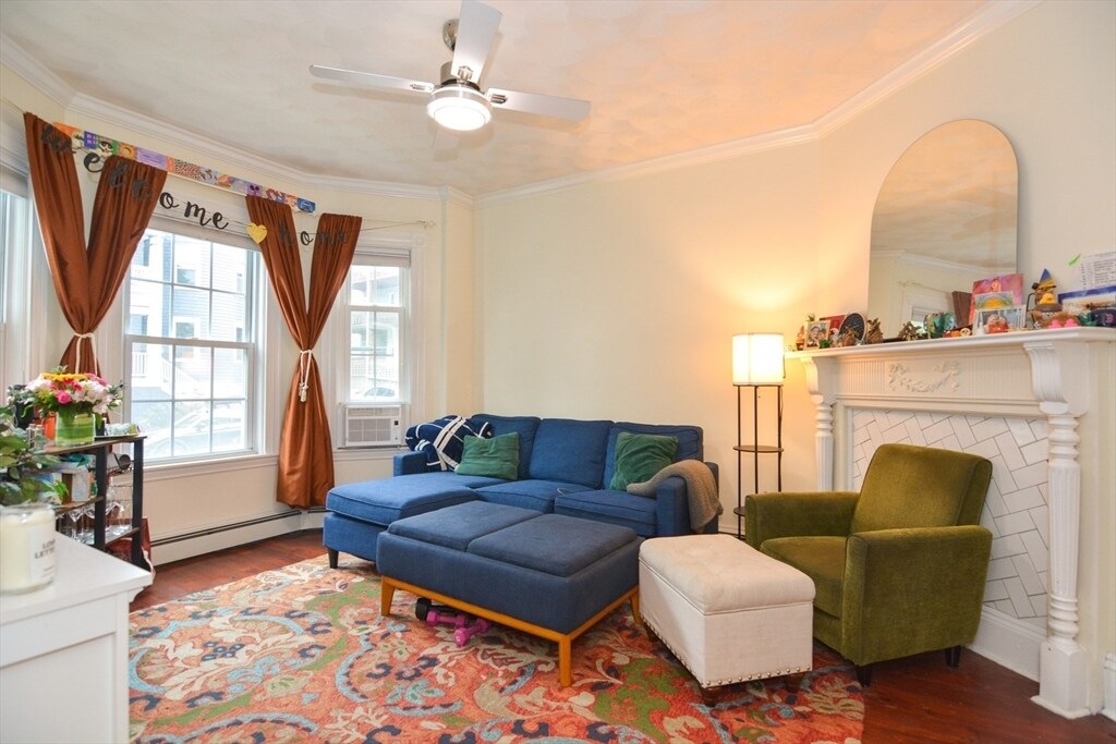 Foto principal - 258 E Cottage St