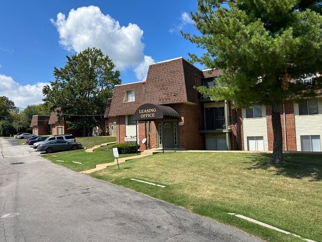 Interior Photo - River Trail Apartments