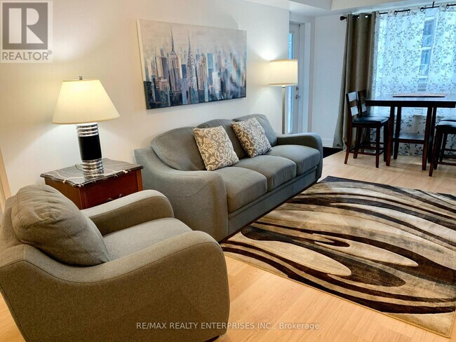 Building Photo - 20 Blue Jays Way