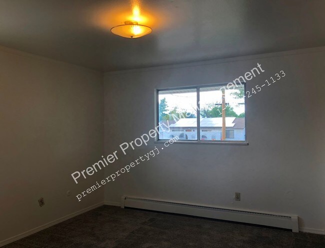 Foto del edificio - 482 Harris Rd 2