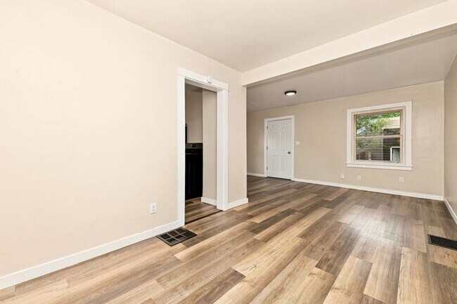 Foto del edificio - 2902 Whittier Ave