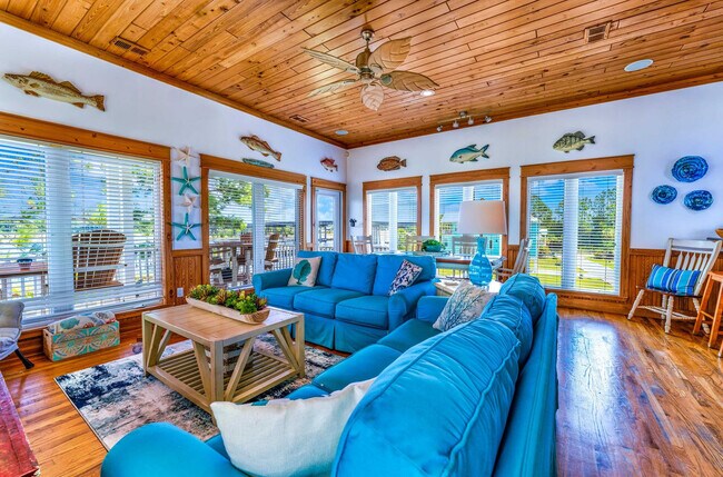 Foto del edificio - 105 Anglers Harbor Ln