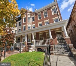 Building Photo - 2717 13th St NW