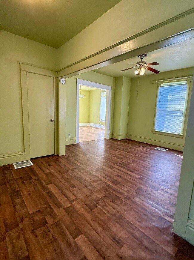 Foto del edificio - Single Family Home