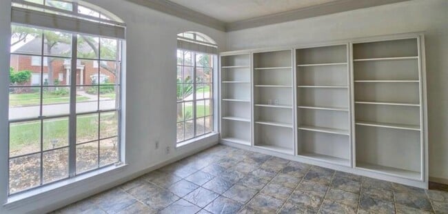 Building Photo - 4103 Pebble Beach Dr