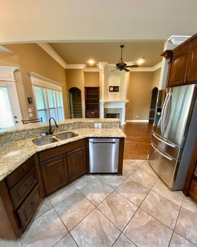 Building Photo - 4 bedroom in Shreve Lake Estates!