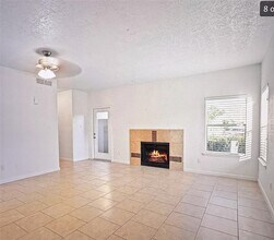 Building Photo - 2021 Spenwick Dr