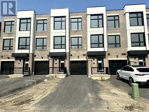 Building Photo - 29 Bateson St
