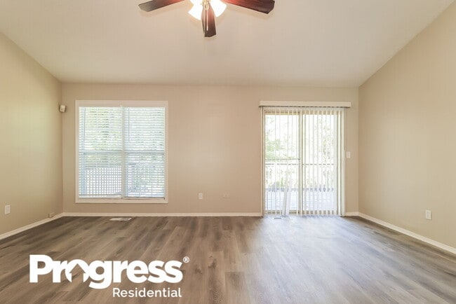 Building Photo - 903 Highland Terrace NE