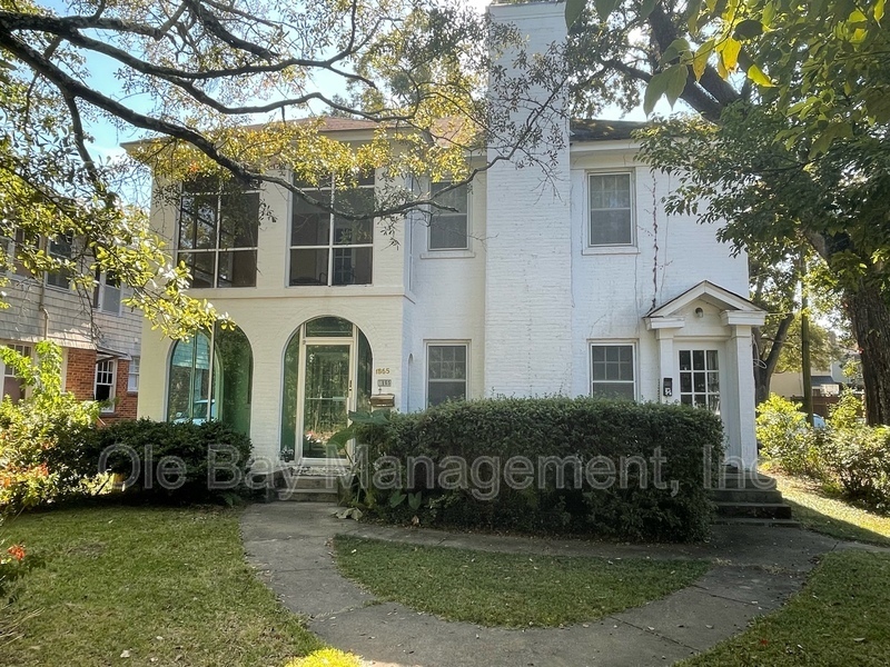 Foto principal - 1865 Hunter Ave