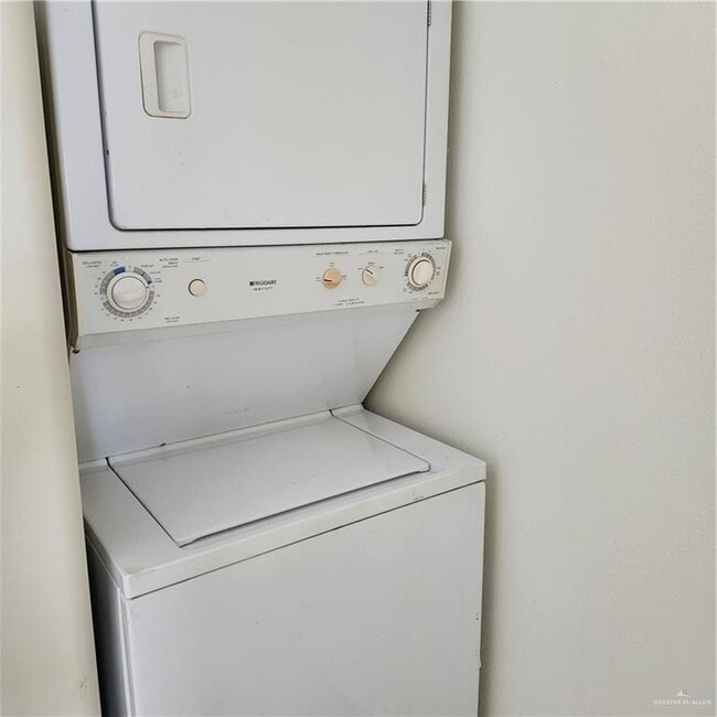 Foto del edificio - 417 N 28th St